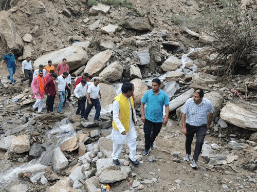 Cabinet Minister Dr. Dhan Singh Rawat inspected the disaster affected area in Thalisain