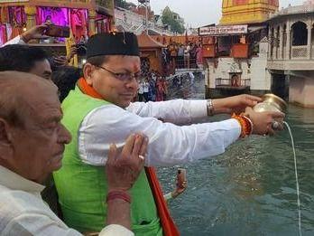 CM Dhami attended Haridwar Ganga Aarti after taking oath