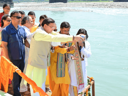 सीएम धामी ने जमुना कृष्ण धाम (मंदिर) का किया शिलान्यास