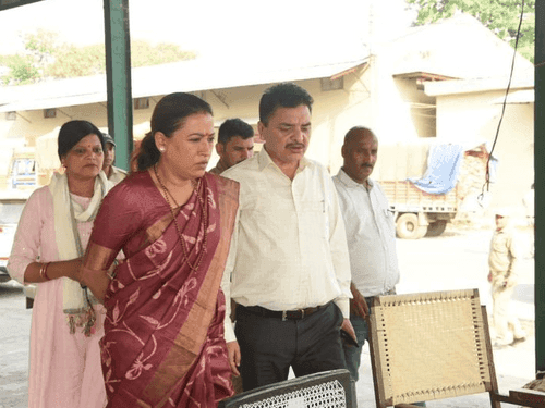 Cabinet Minister Rekha Arya conducted surprise inspection of Food Warehouse Center I and II