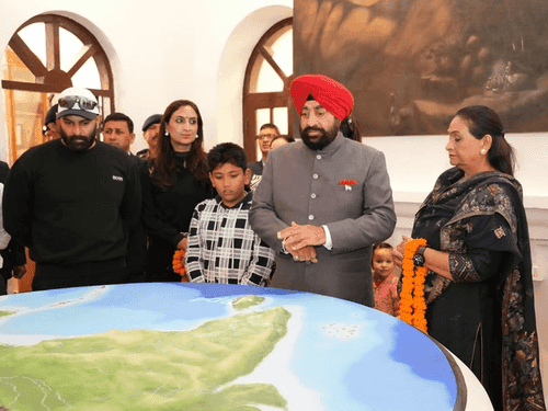Governor Gurmit Singh visited George Everest Cartography Museum