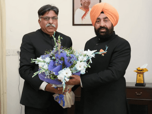 Chairman of Uttarakhand Public Service Commission met Governor Gurmit Singh