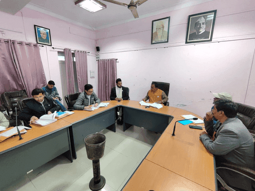 Cabinet Minister Dr. Dhan Singh Rawat held a meeting with officials regarding development schemes