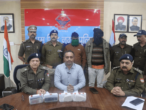 Udham Singh Nagar Police arrested 02 drug smugglers along with 461 grams of illegal smack