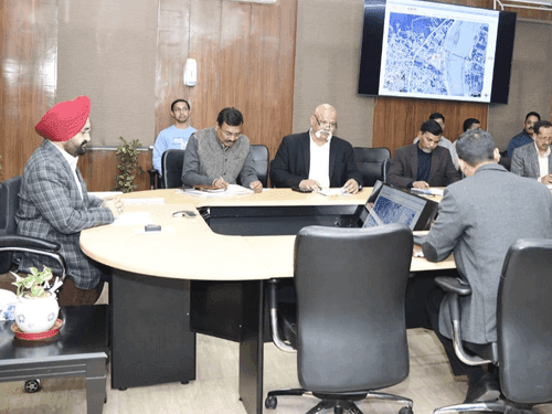 Chief Secretary held a meeting of the Finance Expenditure Committee regarding the sports stadium in Rudraprayag