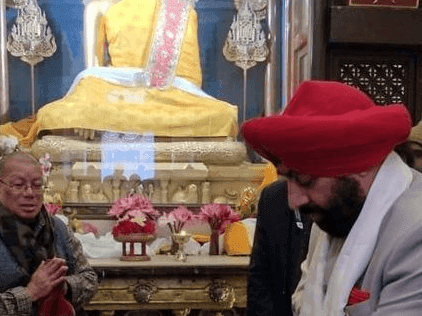 Governor Gurmit Singh visited Mahabodhi Temple in Bodh Gaya