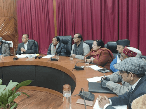 Education Minister Dr. Dhan Singh Rawat held a meeting with officials of all government universities