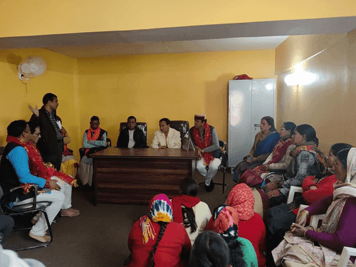 Cabinet Minister Dr. Dhan Singh Rawat held a meeting with local people of Dhari Devi Temple area