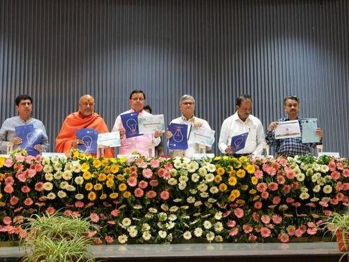 CM Dhami participated in the Sustainability Conclave program organized on the occasion of completion of 175 years of IIT Roorkee on the previous day.