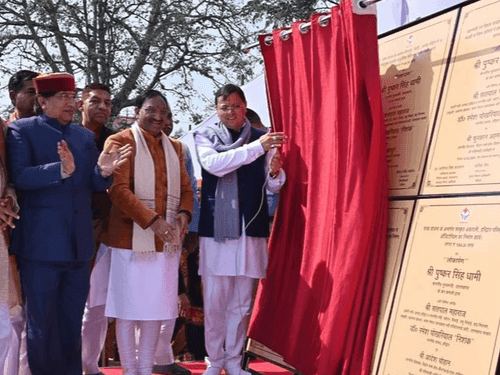 CM Dhami participated in the 'Nari Shakti Mahotsav' program at Rishikul Maidan