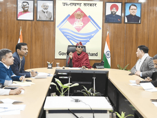 Chief Secretary took the meeting of EFC of Mother and Child Health Hospital Haridwar