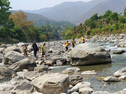 Here a person drowned while taking a bath in the river