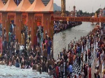 Devotees take a dip of faith on Baisakhi festival