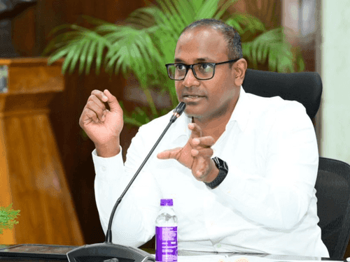 Chief Electoral Officer held a meeting with media and social media team