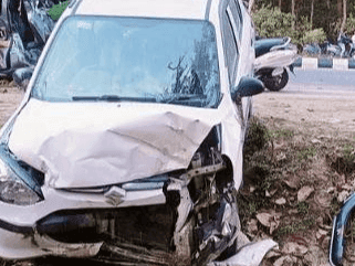 Major road accident in Dehradun, many injured