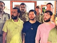 Nainital Police rescued the youths who had lost their way