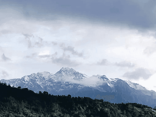 Snowfall on the high peaks of Pithoragarh