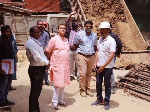 Cabinet Minister Prem Chand Agarwal inspected the under-construction building 'Uttarakhand Niwas' in New Delhi