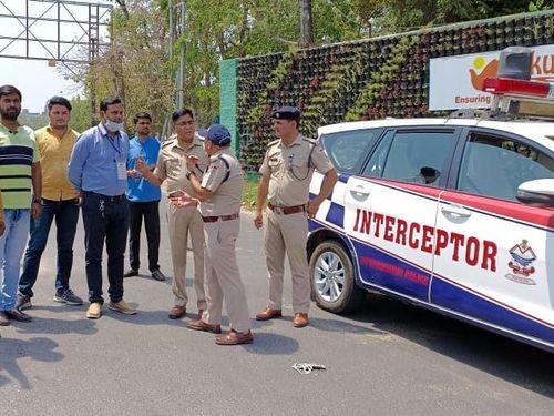 SP Traffic and SP City tested the arrangements of the Chardham route of the district in the hot sun throughout the day
