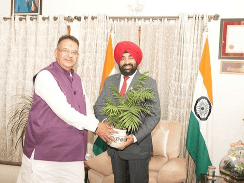 Sainik Welfare Minister Ganesh Joshi met Governor Gurmit Singh