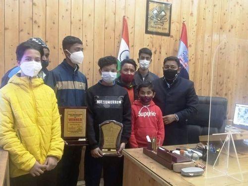 IPS DGP Ashok Kumar called these children to his office