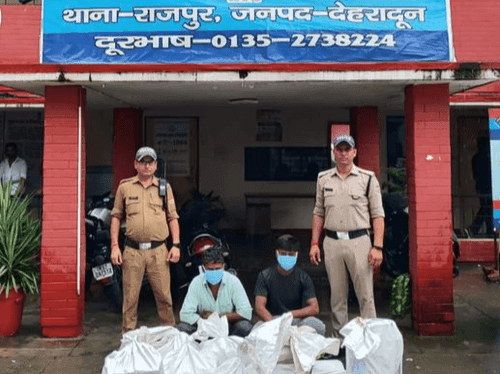 Two clever thieves were caught by Doon Police