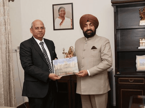 Vice Chancellor of Uttarakhand Technical University met Governor Gurmit Singh