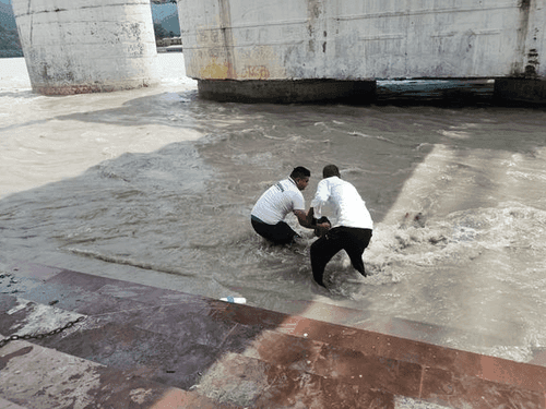 Uttarakhand Police rescued three pilgrims who were swept away while bathing in Ganga