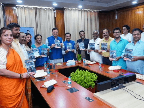 CM Dhami released a book titled 'Those 17 days'