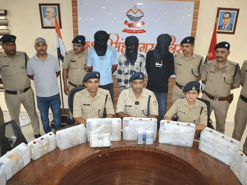 Three accused arrested with stolen jewellery