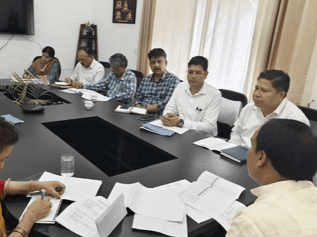 Health Minister Dr. Rawat held a review meeting of the Medical Education Department