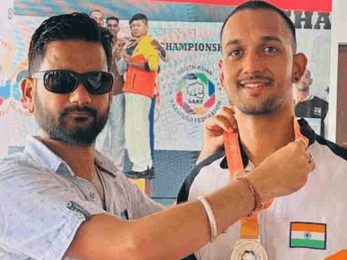 Haldwani's Chetan Bhatt won a medal in the Asia Karate Championship