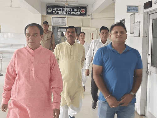 Health Minister conducted a surprise inspection of Government Base Hospital, Kotdwar