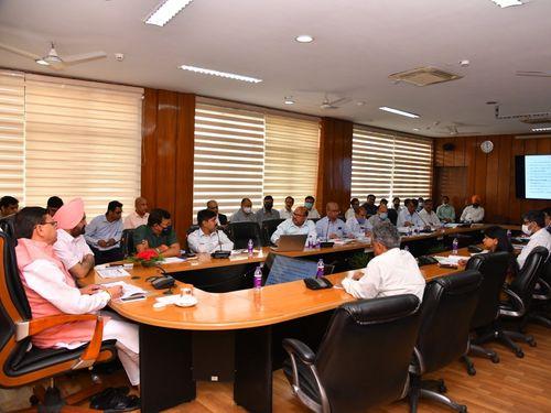 CM Dhami took a meeting of the Energy Department in the Secretariat