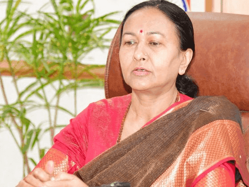 Chief Secretary Mrs. Radha Raturi gave instructions to the officers