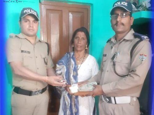 Khaki- knows to do her duty as well as to remove the pain of her loved ones