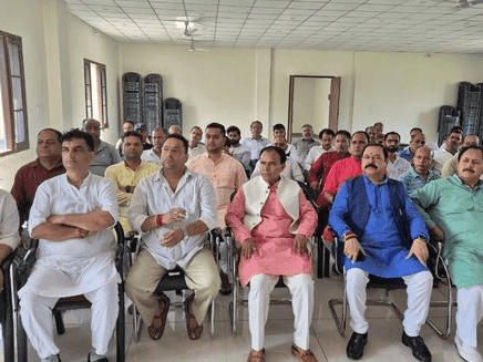 Cabinet Minister Dr Dhan Singh Rawat listened to 'Mann Ki Baat' program