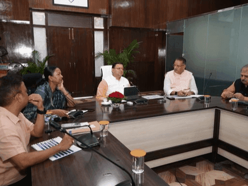 CM Dhami participated in the review meeting of Agriculture and Horticulture Department