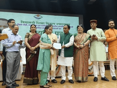 Education Minister Dr. Rawat distributed appointment letters to assistant teachers