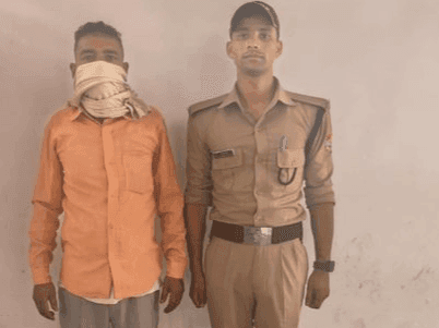 01 accused arrested with 02 kg 600 grams of illegal marijuana