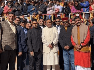 Famous industrialist Mukesh Ambani visited Shri Badri-Kedar and donated Rs 5 crore