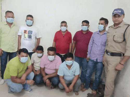 Doon Police arrested 09 accused playing gambling