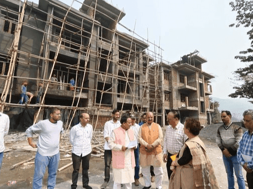 Cabinet Minister Dr. Rawat inspected the under-construction residential building