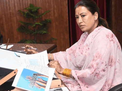 Cabinet Minister Rekha Arya reviewed the 'Youth Policy'