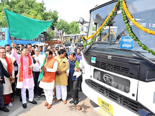 CM Dhami flagged off 130 new buses of Transport Corporation