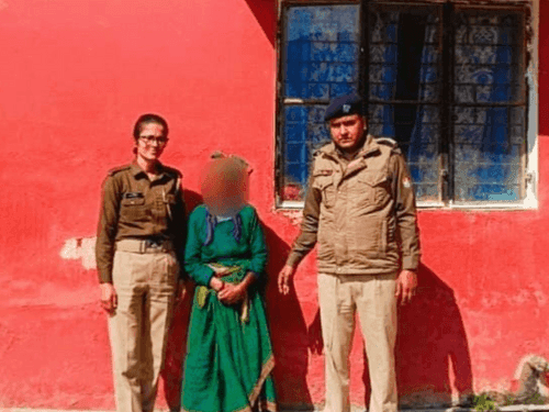 Uttarakhand Police handed over 75-year-old elderly lady safely to her family