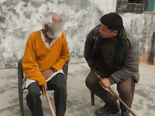 Chamoli Police enquired about the condition of the elderly