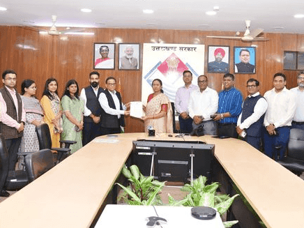 President of Uttarakhand IAS Association met the Chief Secretary