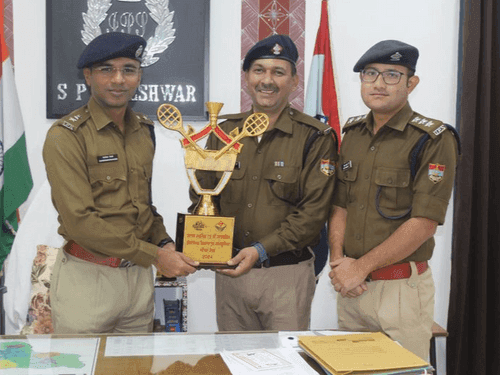 Police Personnel got first place in badminton competition