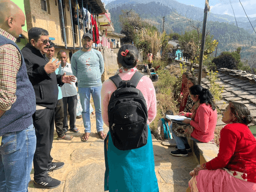 The Animal Husbandry Department team inspected the village Gangaon